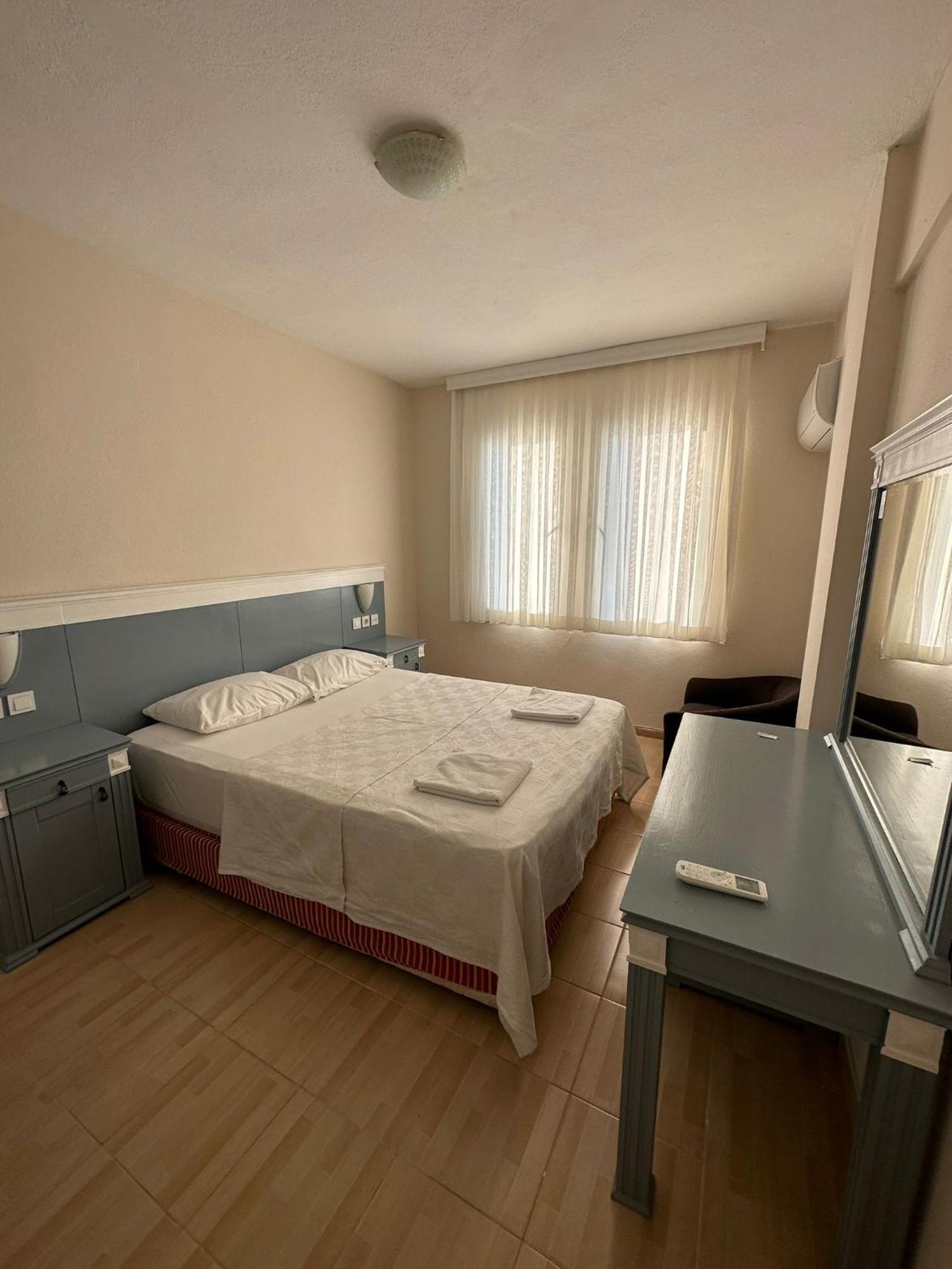 Cicek Apart Hotel Çeşme Eksteriør bilde