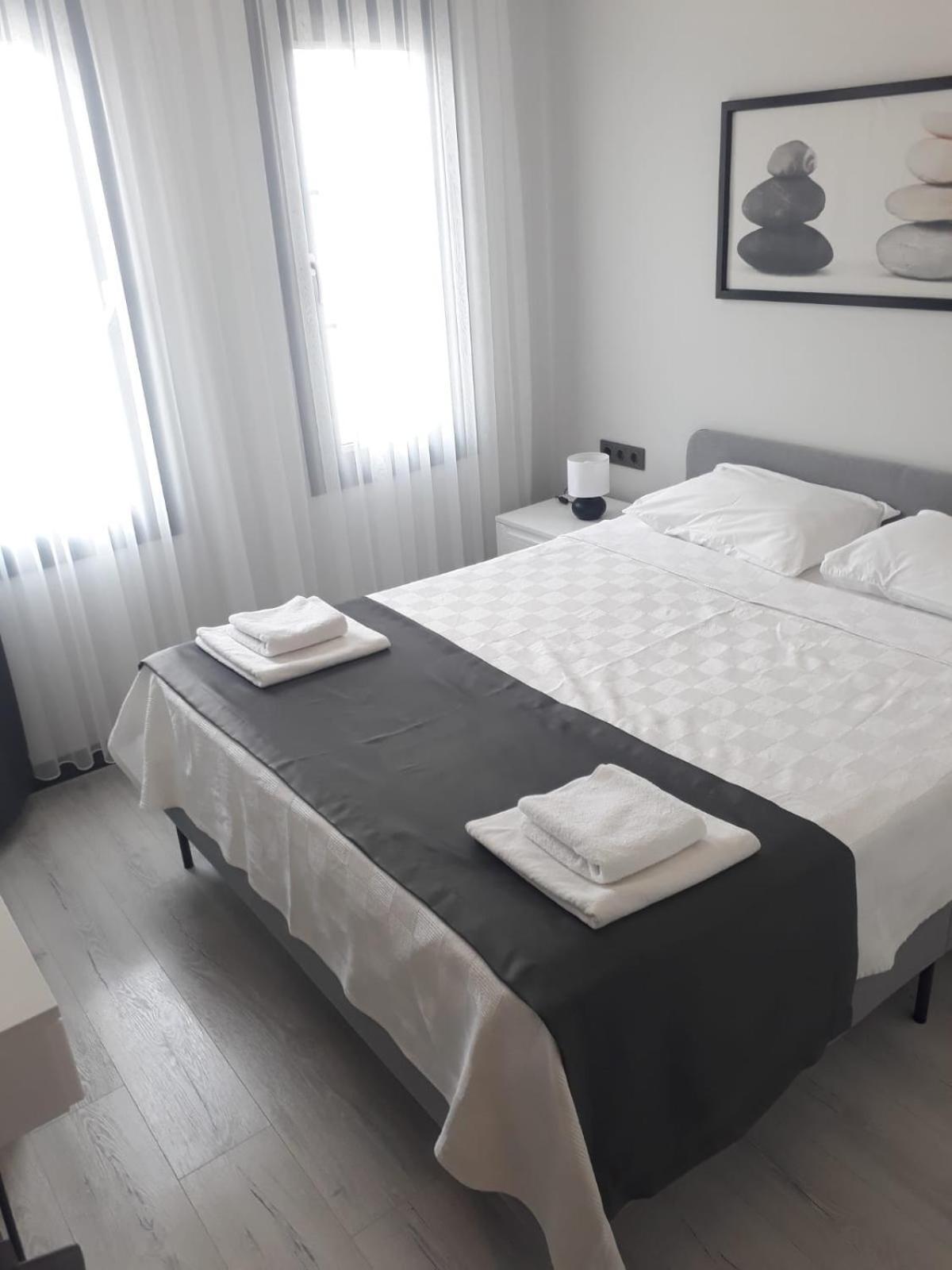 Cicek Apart Hotel Çeşme Eksteriør bilde