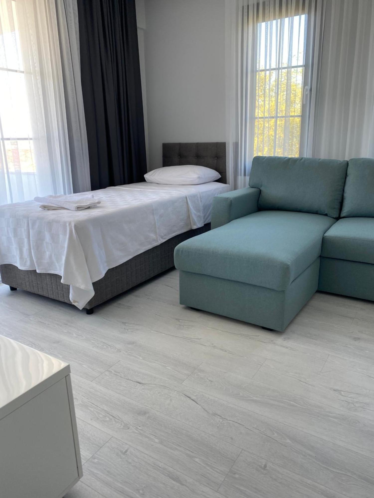 Cicek Apart Hotel Çeşme Eksteriør bilde