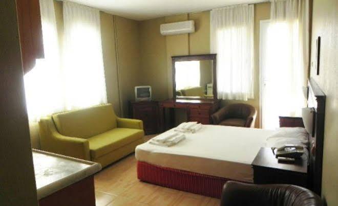 Cicek Apart Hotel Çeşme Eksteriør bilde